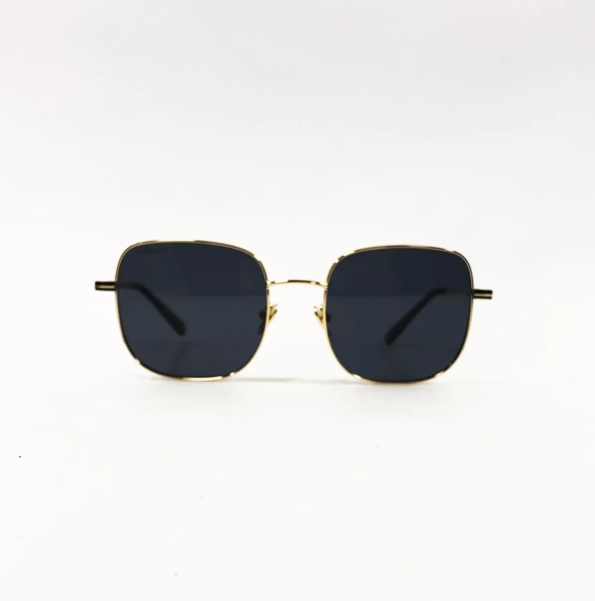 Main view of Cosmopolitan-CM2207-Black